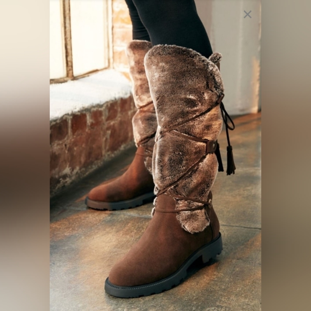 Demi Faux Fur Lug Sole Boot MSRP $72.95 Size 6.5